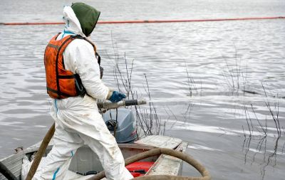 В Брянске разработали инновационные сорбенты для очистки водоемов от нефти - новости экологии на ECOportal