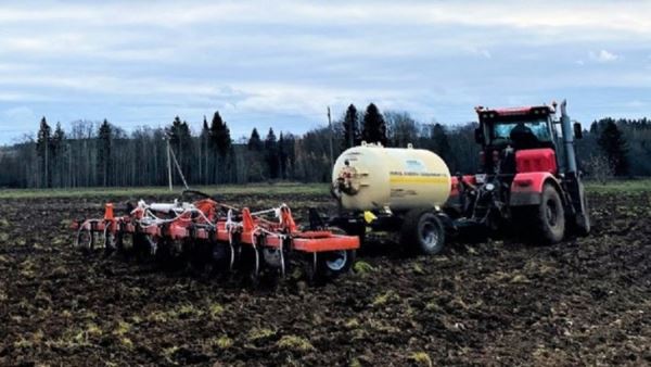 Эксперименты по осеннему внесению безводного аммиака в почву под кукурузу проводятся в Пермском крае